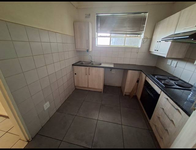 1 BEDROOM APARTMENT FOR SALE IN LAMBTON
